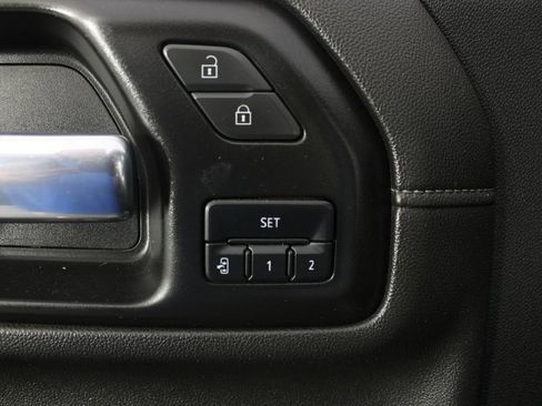 Used 2022 Chevrolet Silverado 2500 High Country w/ Safety Package II AWD/4WD image 16