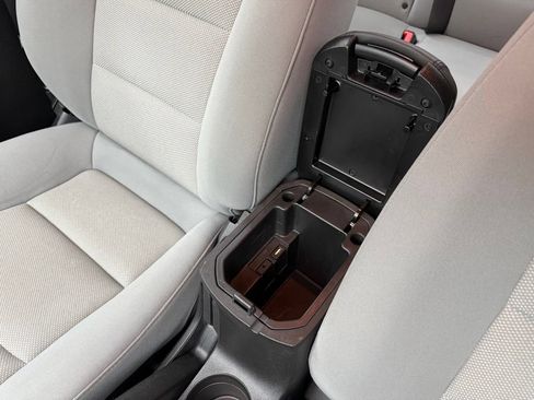 Used 2016 Chevrolet Cruze LT FWD image 25