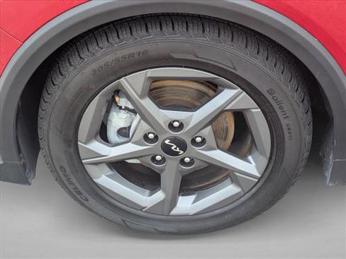 Used 2025 Kia K4 FWD image 21