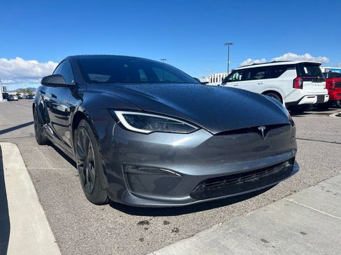 Used 2022 Tesla Model S image 3
