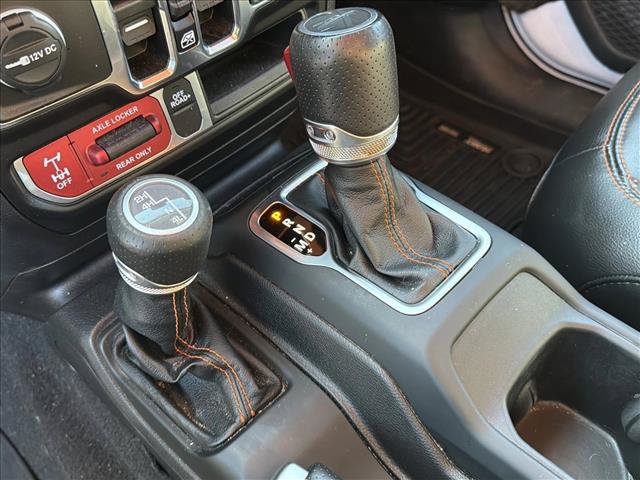 Used 2023 Jeep Gladiator Mojave AWD/4WD image 17