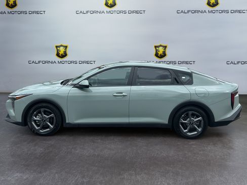Used 2025 Kia K4 FWD image 2