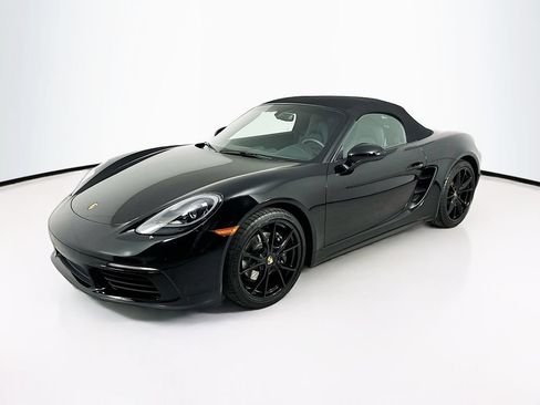 Used 2024 Porsche 718 Boxster RWD image 1