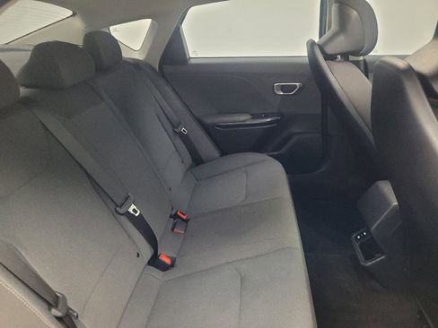 Used 2025 Kia K4 FWD image 19