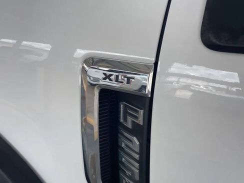 Used 2017 Ford F250 XLT AWD/4WD image 13