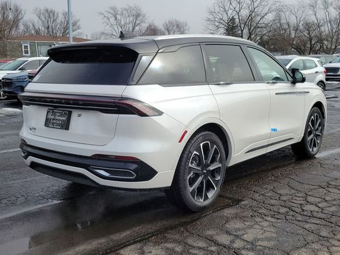 New 2026 Lincoln Nautilus Reserve image 4