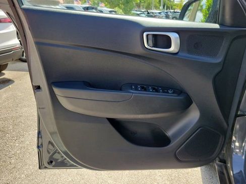 Certified 2024 Hyundai Venue SEL FWD image 13