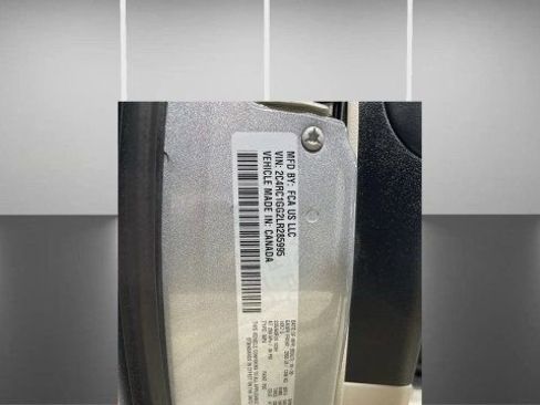 Used 2020 Chrysler Pacifica Limited image 24