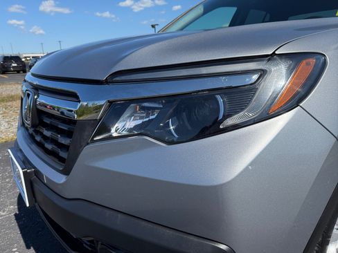 Used 2017 Honda Ridgeline RT image 28