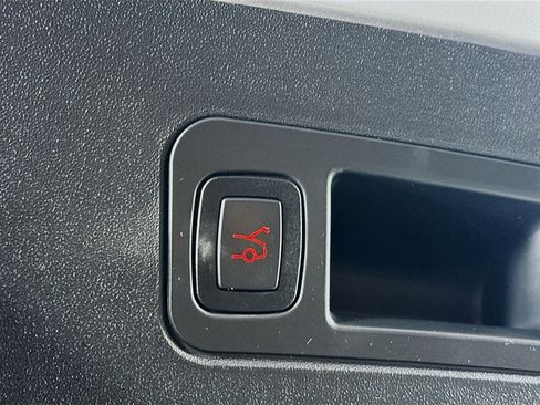 Used 2017 Tesla Model S 75 image 28