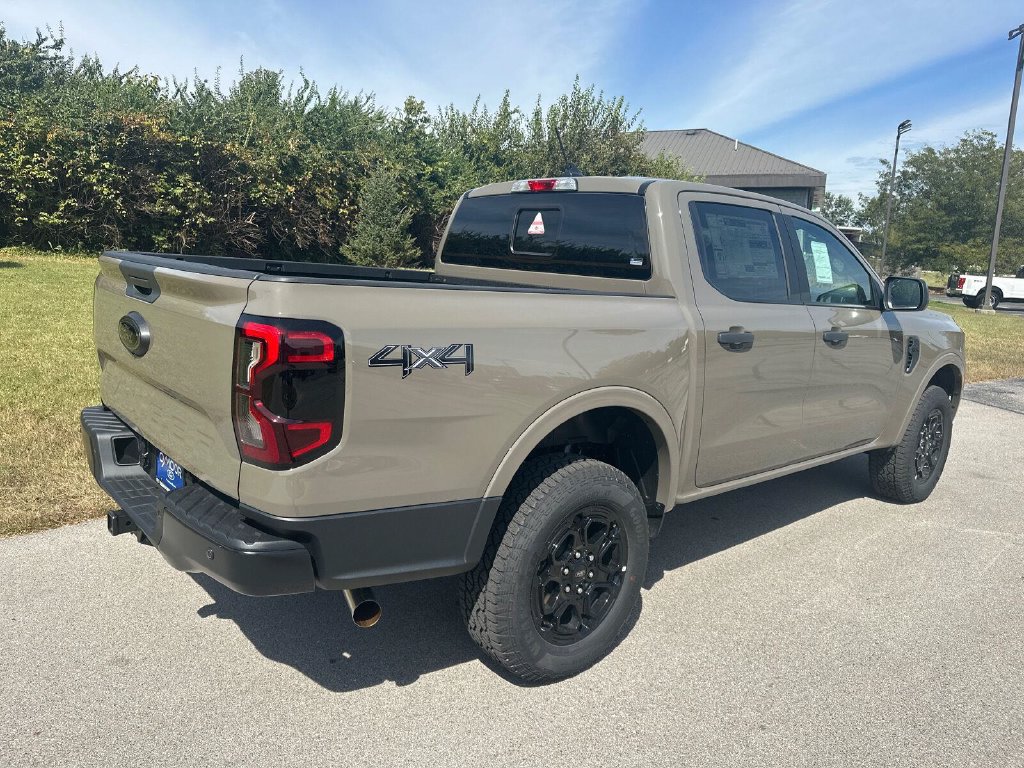 New 2026 Ford Ranger XLT w/ Equipment Group 301A High AWD/4WD image 13