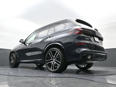 New 2026 BMW X5 xDrive40i w/ M Sport Package AWD/4WD image 25