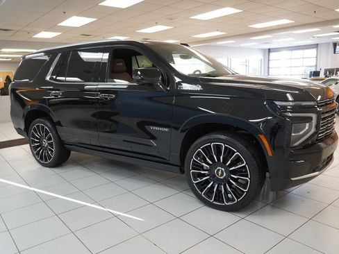 New 2026 Chevrolet Tahoe High Country AWD/4WD image 16