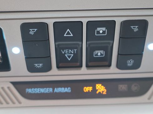 Used 2024 Ford Explorer XLT w/ Equipment Group 202A image 26