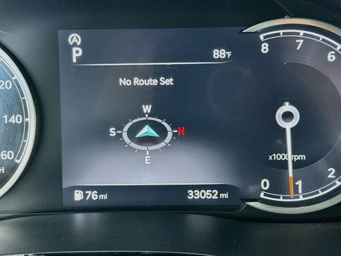 Used 2022 Genesis GV70 2.5T w/ Advanced Package AWD/4WD image 8