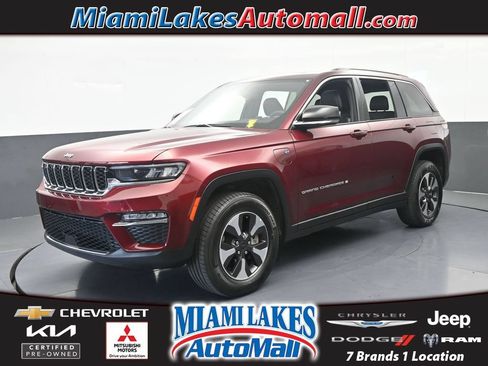 Used 2024 Jeep Grand Cherokee Limited 4xe AWD/4WD image 1