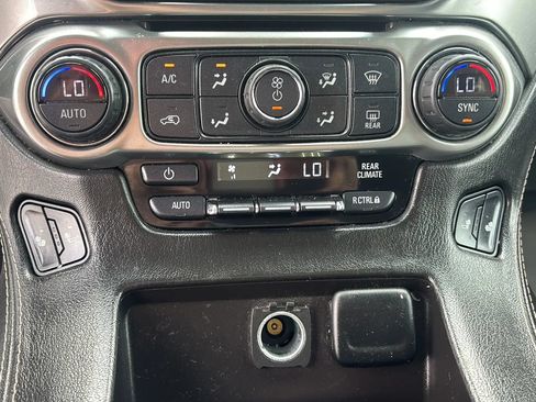 Used 2015 Chevrolet Suburban LT AWD/4WD image 26