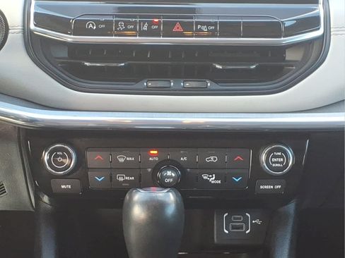 Used 2022 Jeep Compass Limited AWD/4WD image 24
