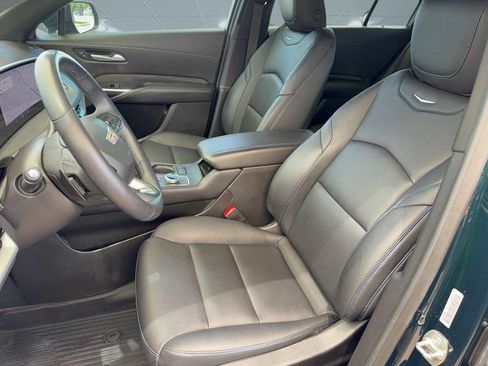 Used 2024 Cadillac XT4 Sport w/ Cold Weather Package FWD image 5