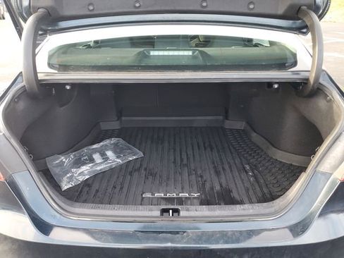 Used 2020 Toyota Camry LE image 40