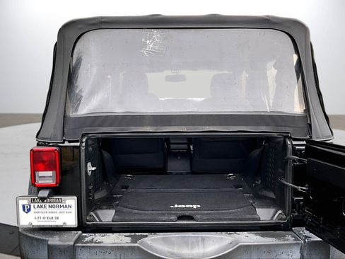 Used 2017 Jeep Wrangler Sport w/ Quick Order Package 23S image 21