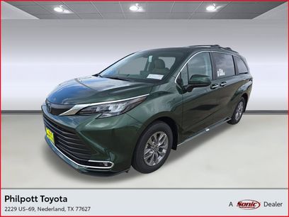 New 2024 Toyota Sienna XLE