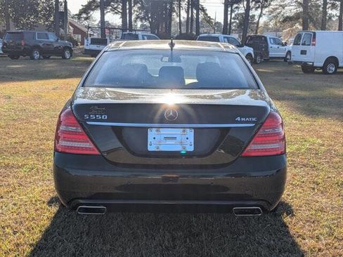 Used 2010 Mercedes-Benz S 550 4MATIC image 4
