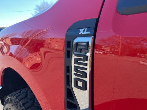 Used 2026 Ford F250 XL w/ XL Off-Road Package AWD/4WD image 11