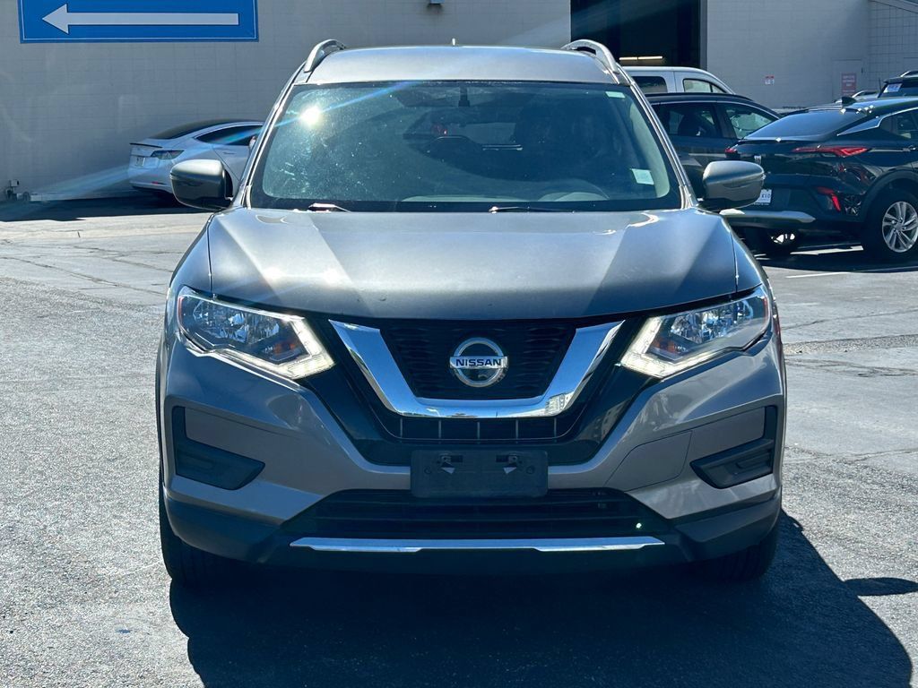 Used 2018 Nissan Rogue SV AWD/4WD image 21