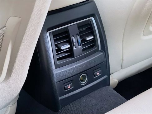 Used 2016 BMW 328i xDrive Sedan image 25
