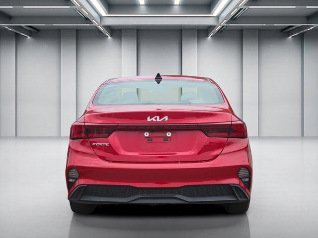 Certified 2024 Kia Forte LXS FWD image 5