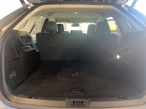 Used 2022 Ford Edge SEL w/ Convenience Package image 14