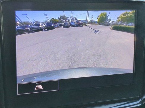 Certified 2023 Chevrolet Traverse LT image 25