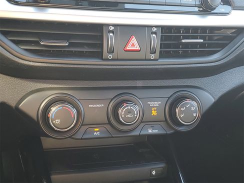 Used 2021 Kia Forte GT w/ GT2 Package image 28