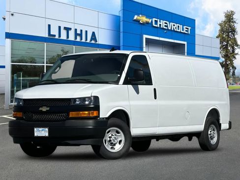 Used 2025 Chevrolet Express 2500 Extended w/ Driver Convenience Package RWD image 1