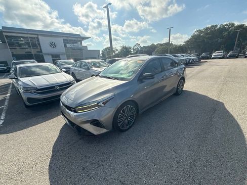 Used 2022 Kia Forte GT FWD image 6