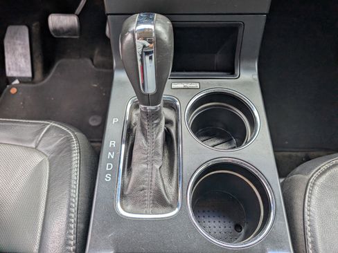 Used 2013 Ford Flex Limited w/ Titanium Appearance Pkg image 28