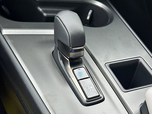 New 2026 Lexus UX 300h FWD image 19