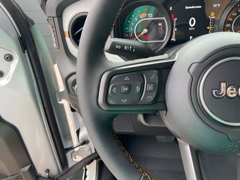 New 2024 Jeep Wrangler Unlimited Sport image 19