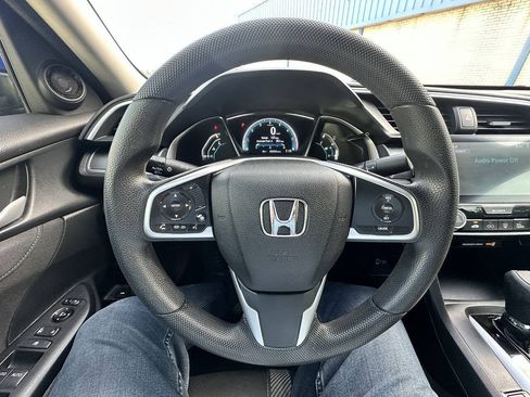 Used 2018 Honda Civic EX image 21