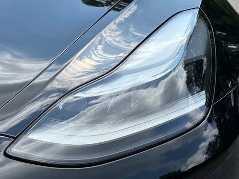 Used 2022 Tesla Model 3 Long Range AWD/4WD image 14