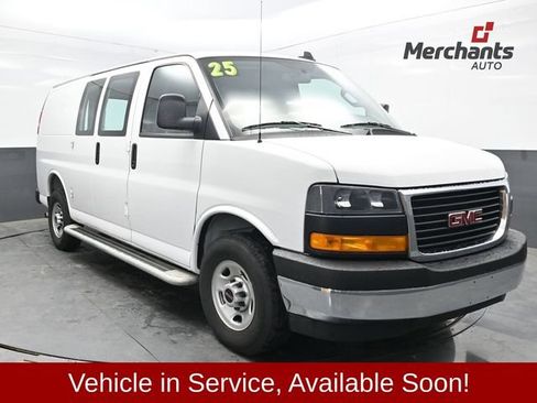 Used 2025 GMC Savana 2500 w/ Driver Convenience Package RWD image 1