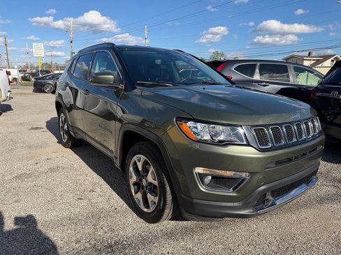 Used 2021 Jeep Compass Limited AWD/4WD image 3