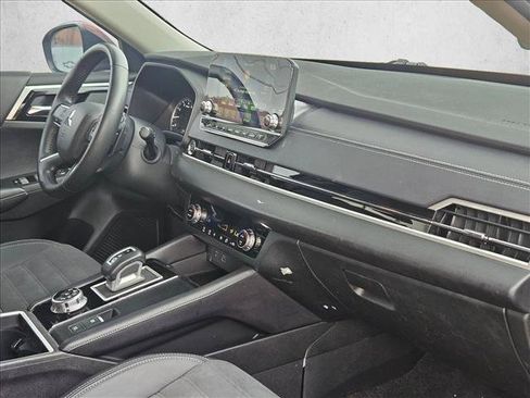Used 2023 Mitsubishi Outlander SE FWD image 23