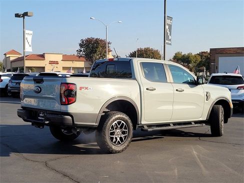Used 2024 Ford Ranger XLT w/ FX4 Off-Road Package image 5