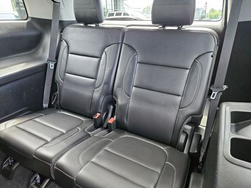 Used 2021 GMC Acadia SLT image 19