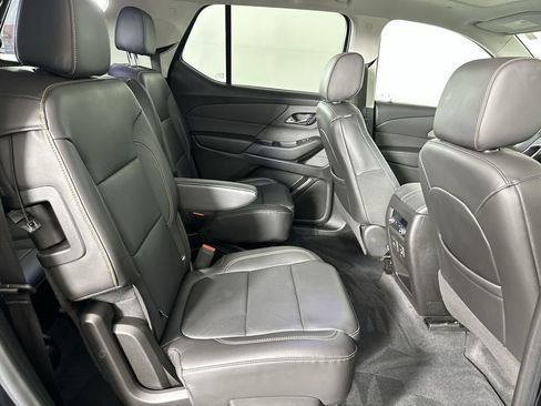 Used 2020 Chevrolet Traverse LT w/ LT Premium Package AWD/4WD image 28