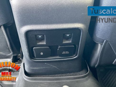 Used 2023 Ford Bronco Badlands image 26