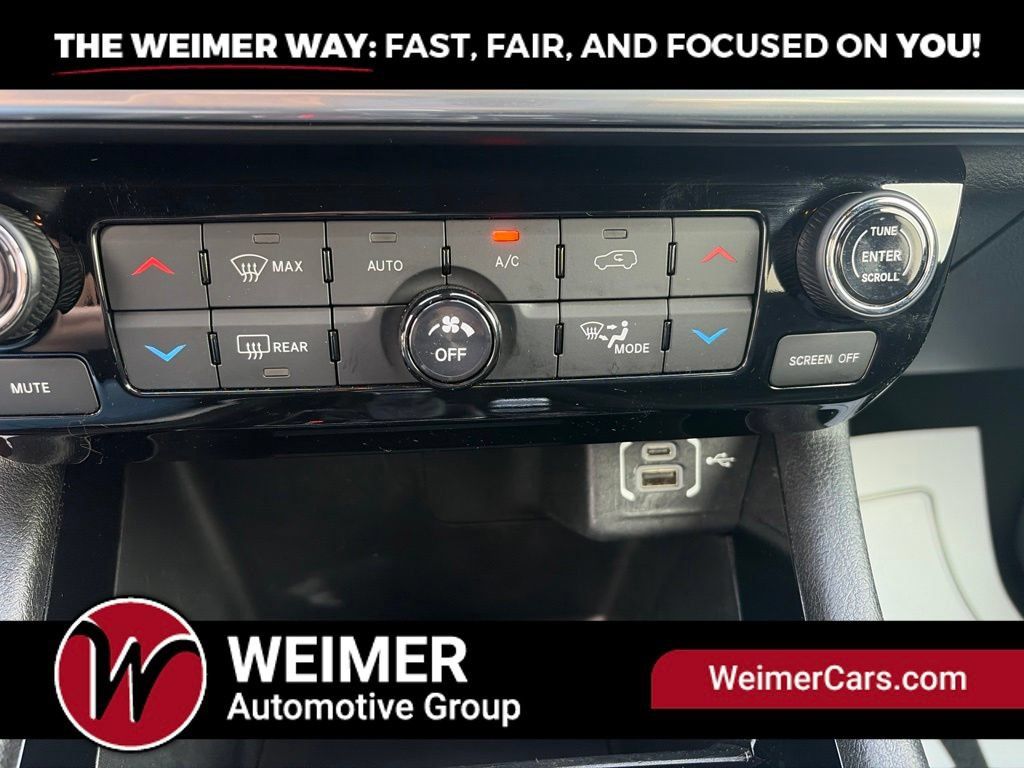 Used 2024 Jeep Compass Limited AWD/4WD image 23