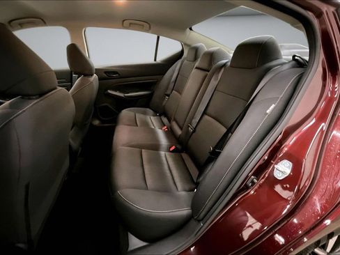 Used 2024 Nissan Altima 2.5 SV FWD image 22